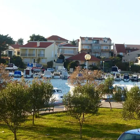 Apartman Meri *